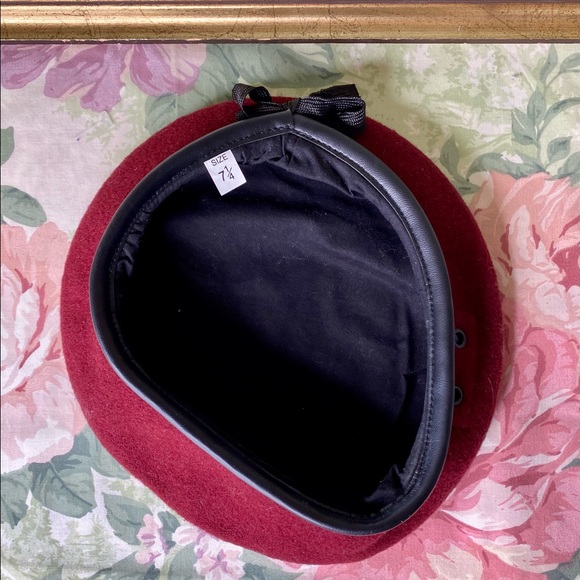 Raspberry Beret - Picture 6 of 10